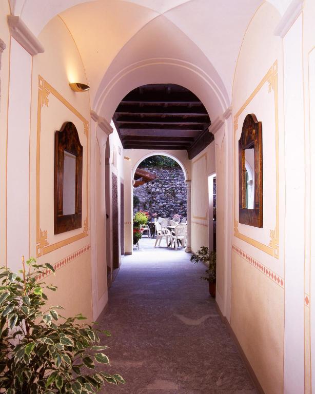 La Contrada Dei Monti Hotel Orta San Giulio Luaran gambar