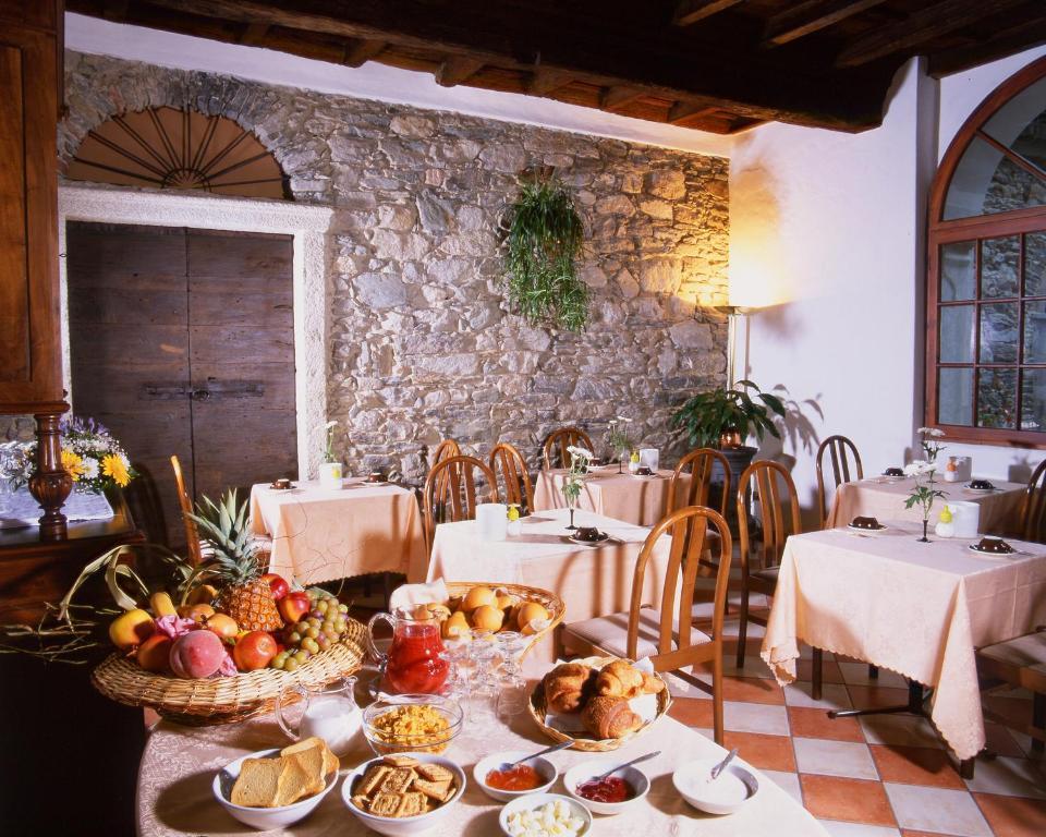 La Contrada Dei Monti Hotel Orta San Giulio Luaran gambar